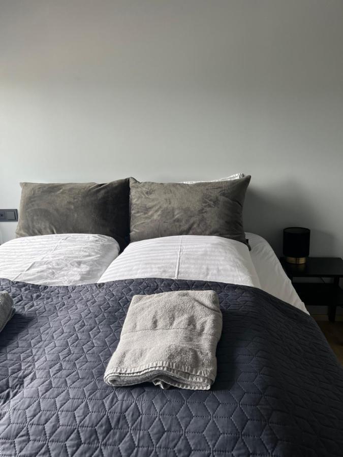 אקורירי Tb Apartment מראה חיצוני תמונה